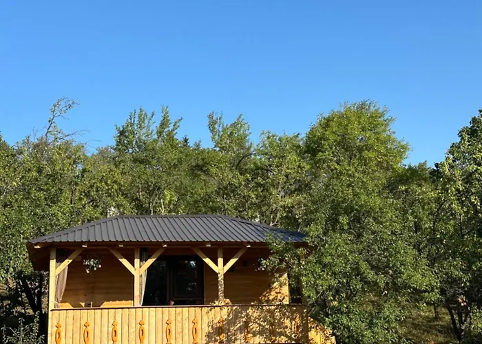 Mila , Nova Drvena Kucica Tatil Evi Vrdnik